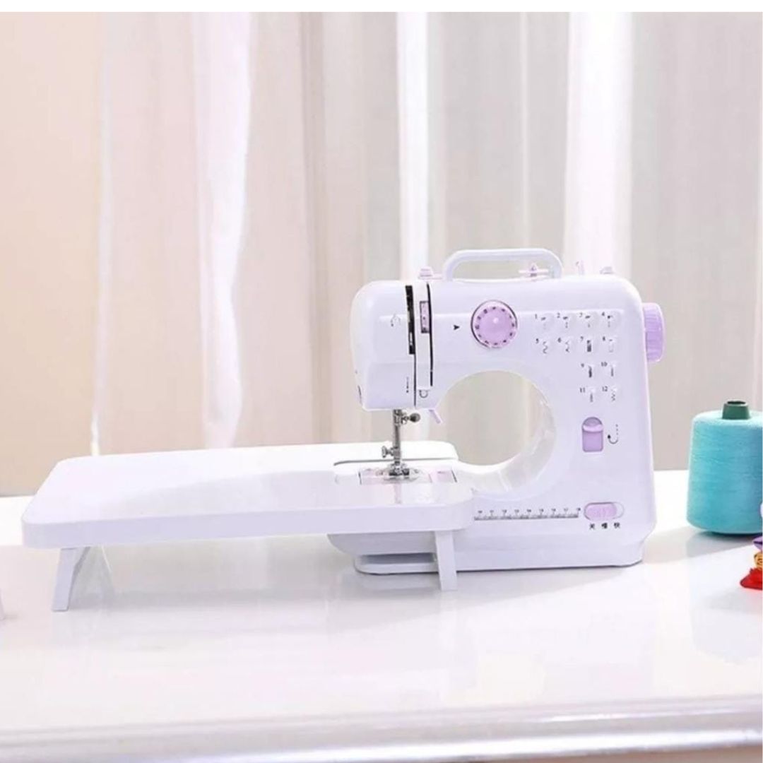 MAQUINA DE COSER CON MESA